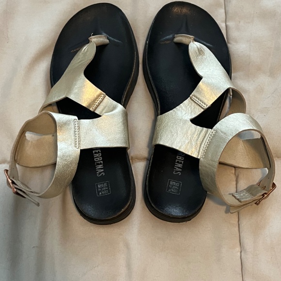 GOLD/METALLIC SANDALS - Picture 2 of 4